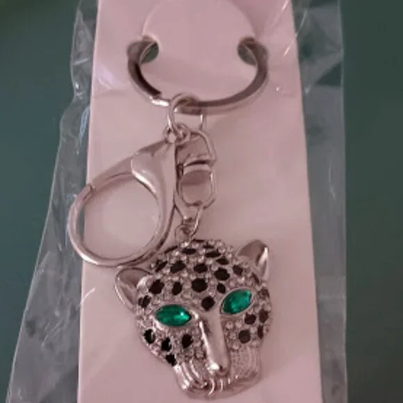 MINT Cheetah Silver Black Enamel Green & Clear Crystals Purse Charm Key Chain - Picture 2 of 7